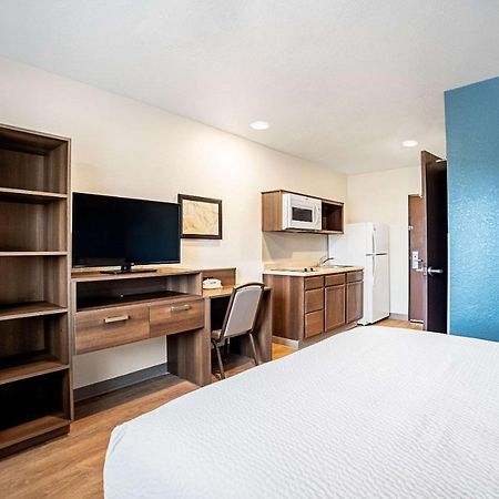 Woodspring Suites Naples Golden Gate エクステリア 写真
